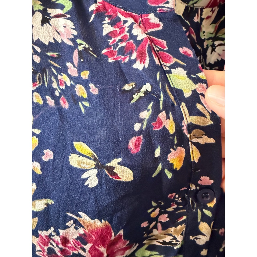 41 Hawthorn Navy Blue Floral Sleeveless Split Neck‎ Button Front Blouse Large - Picture 4 of 4